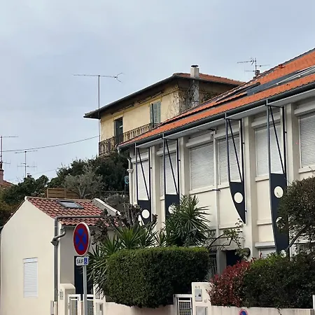 La Petite Maison Blanche Канны