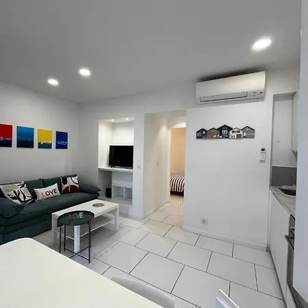 Апартаменты La Petite Maison Blanche *