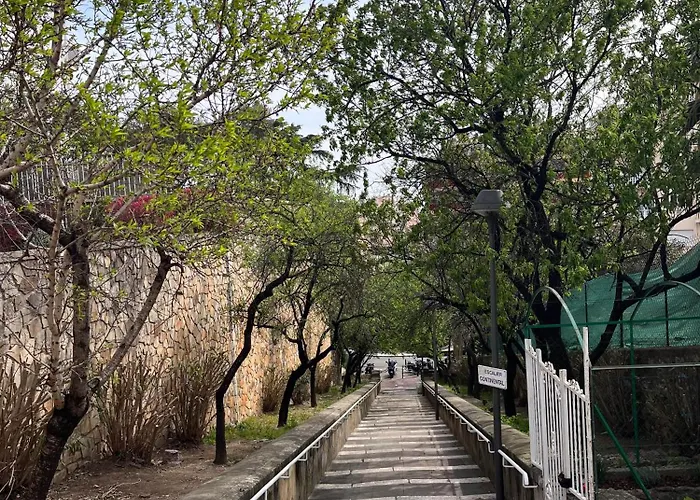 La Petite Maison Blanche